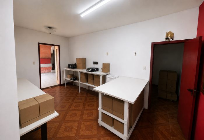Separação de pedidos em andamento no centro de distribuição da Velomed